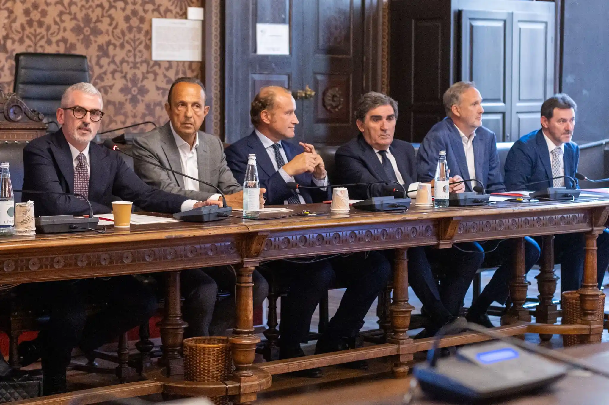 i mecenati presso la Sala Consiliare del Comune di Mantova