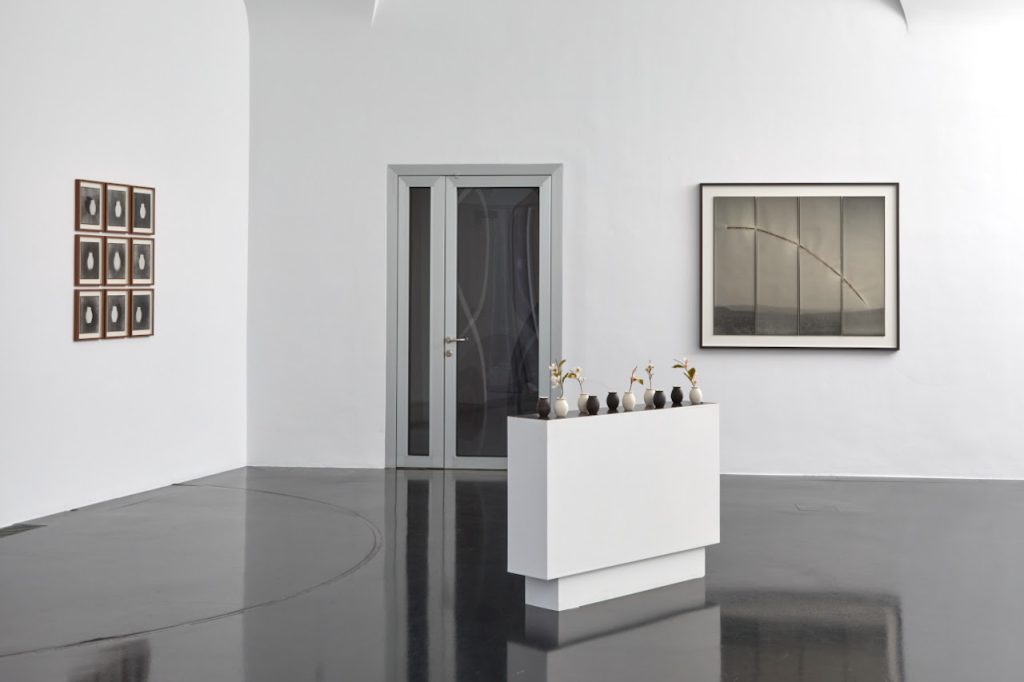 installazioni dalla mostra Bigaignon x rhinoceros gallery “Atto 2/3: Col Tempo”