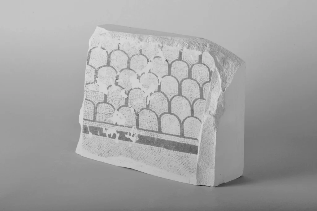 Vittoria Gerardi, Mosaici-geometrici-Volume. Crediti per la foto: Courtesy ©Bigaignon