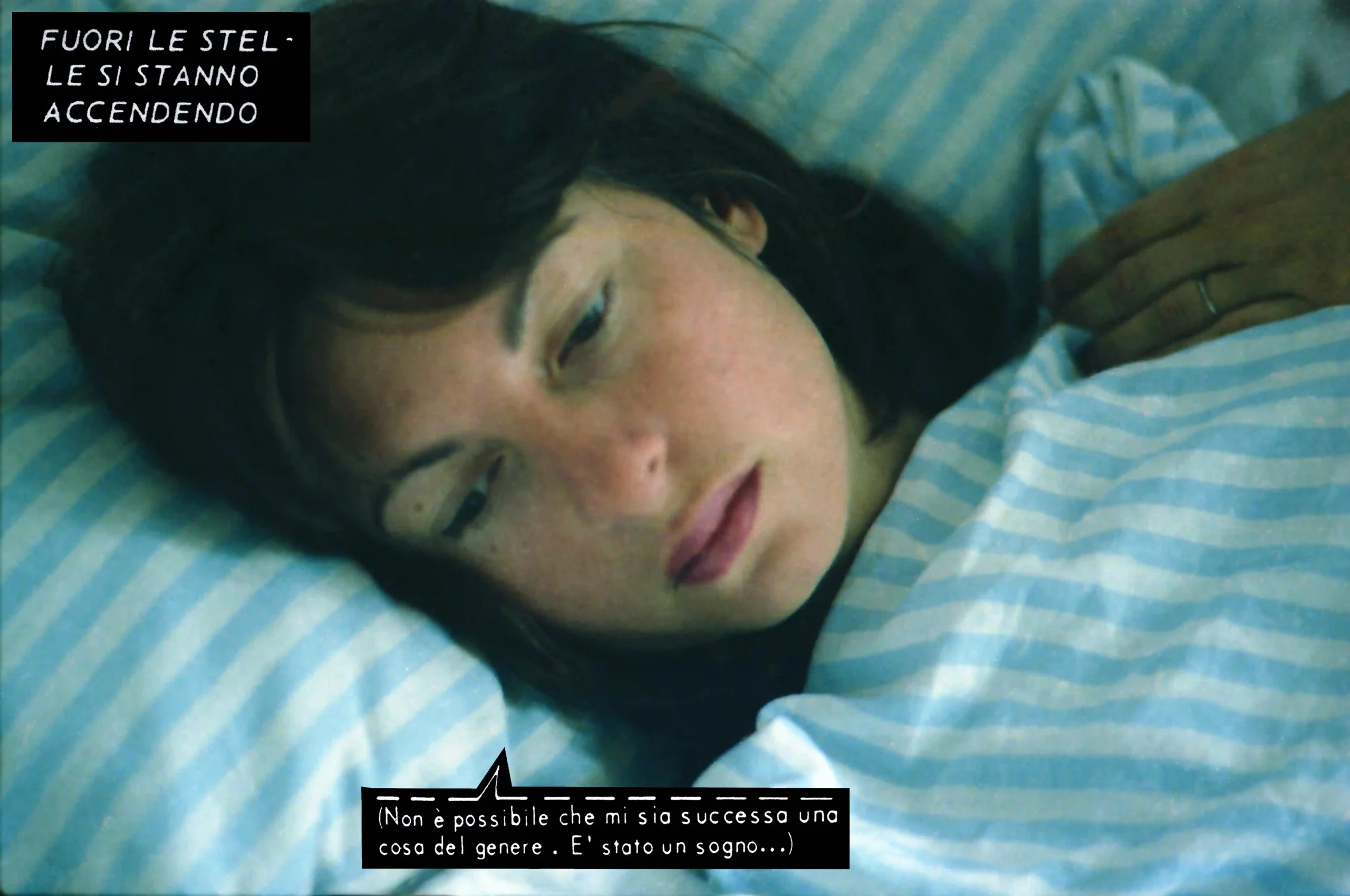 Nicole Gravier Fuori le stelle si stanno accendendo FR : Série Mythes et clichés : Romans photos, 1976-1978, Photocolor C-print avec collage, 20 x 25 cm, Courtesy de l’artiste et ERMES ERMES, Roma. IT : Serie Miti e cliché: fotoromanzi, 1976-1978, C-print photocolor con collage, 20 x 25 cm, Courtesy l’artista e ERMES ERMES, Roma