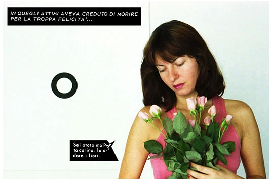 Nicole Gravier Sei stato molto carino, Io adoro i fiori… FR : Série Mythes et clichés : Romans photos, 1976-1978, Photocolor C-print avec collage, 50 x 75 cm, Courtesy de l’artiste et ERMES ERMES, Roma. IT : Serie Miti e cliché: fotoromanzi, 1976-1978, C-print photocolor con collage, 50 x 75 cm, Courtesy l’artista e ERMES ERMES, Roma